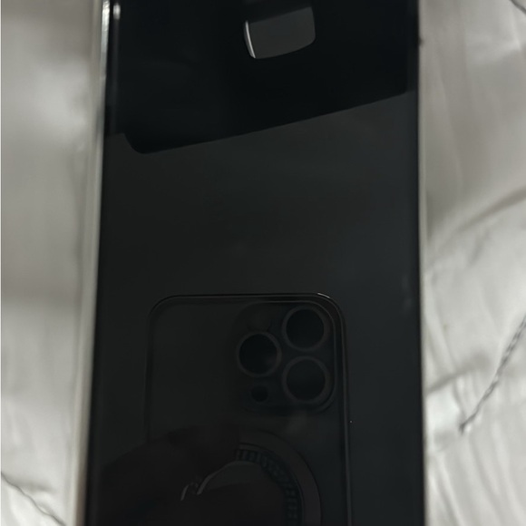 Samsung Galaxy Z Fold5 1tb 1 month of use unblocked - Picture 4 of 8